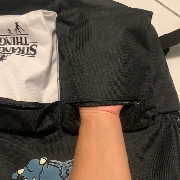 Stranger Things backpack 🎒 - Picture 7 of 9